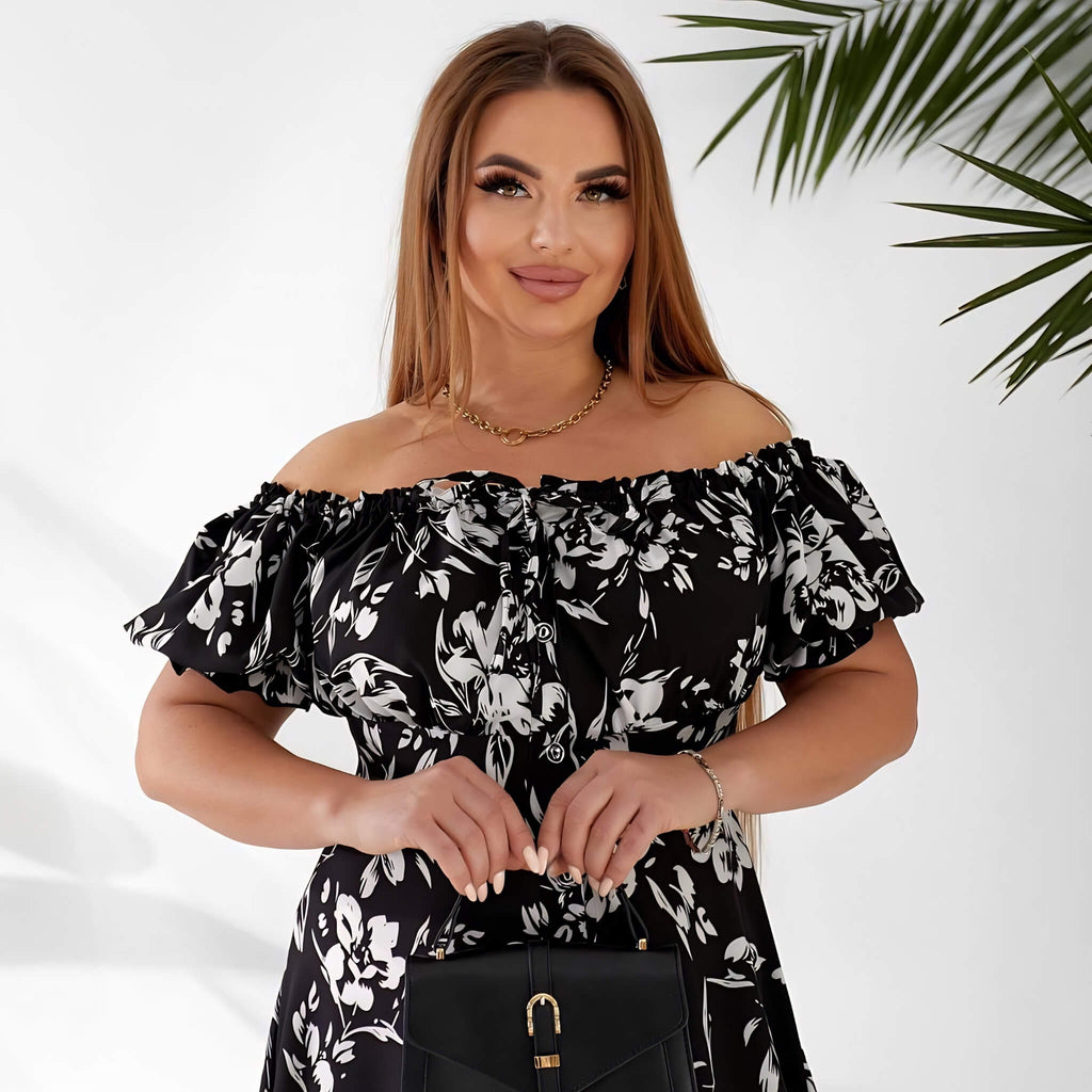 Plus size dress in black floral, side detail — sharm